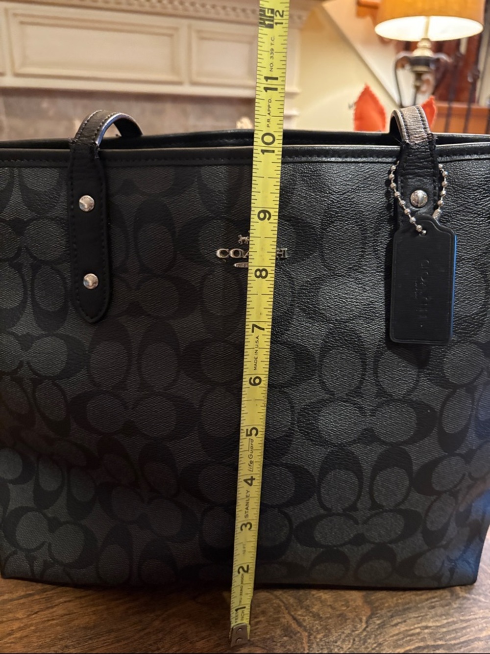 Preloved Coach Black Signature Logo Canvas Tote - Picture 17 of 17